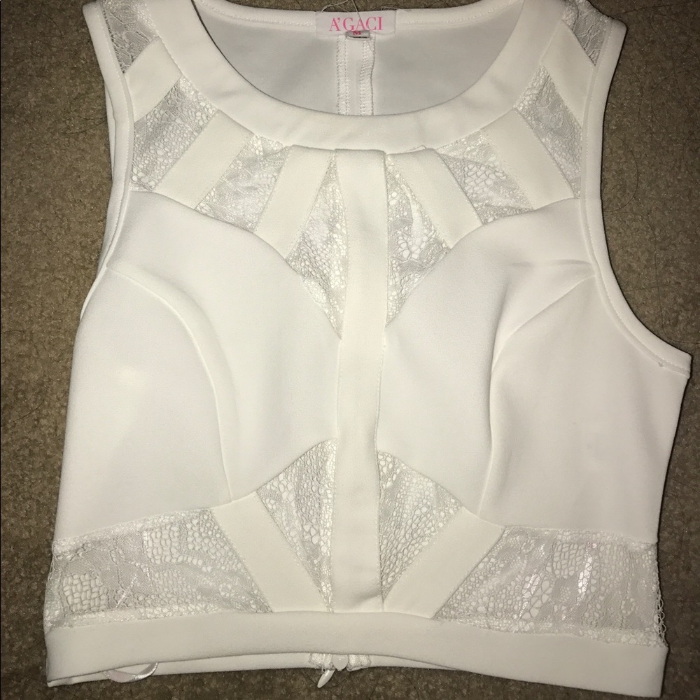 Crop top