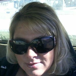 Meet your Posher, Carrie