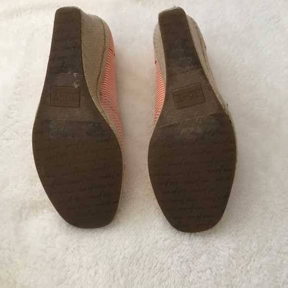Toms brand wedge heels - Picture 4 of 6