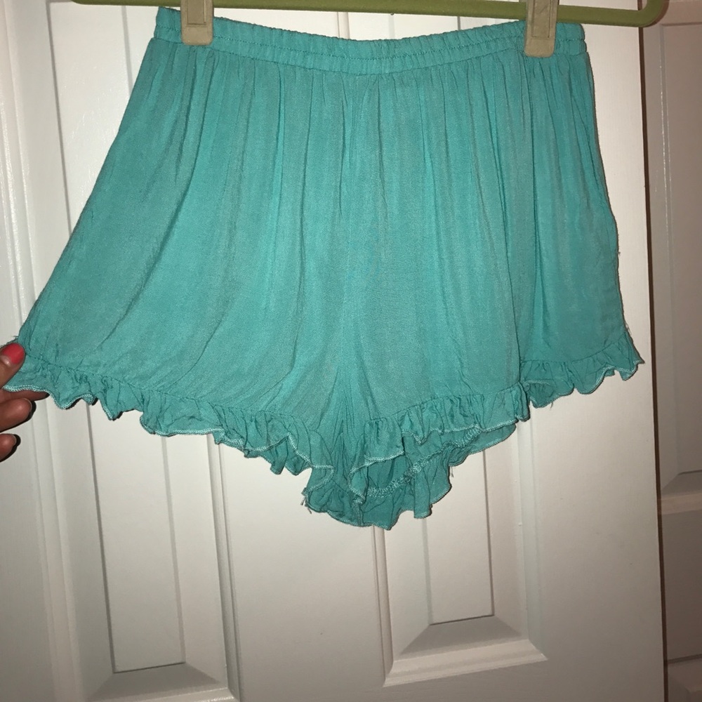 Ruffled shorts