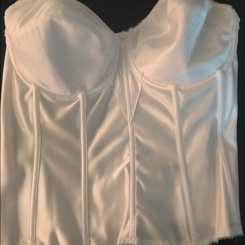 Bra and petticoat