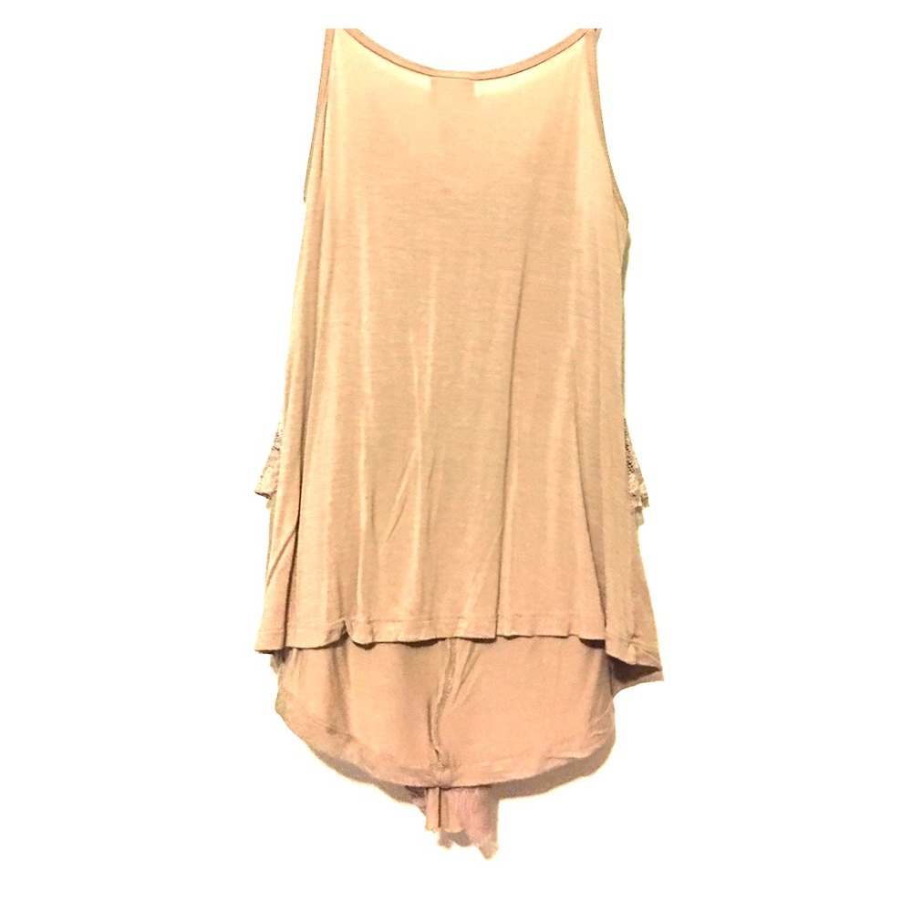 Daytrip Ruffle Tank Top - Picture 2 of 3