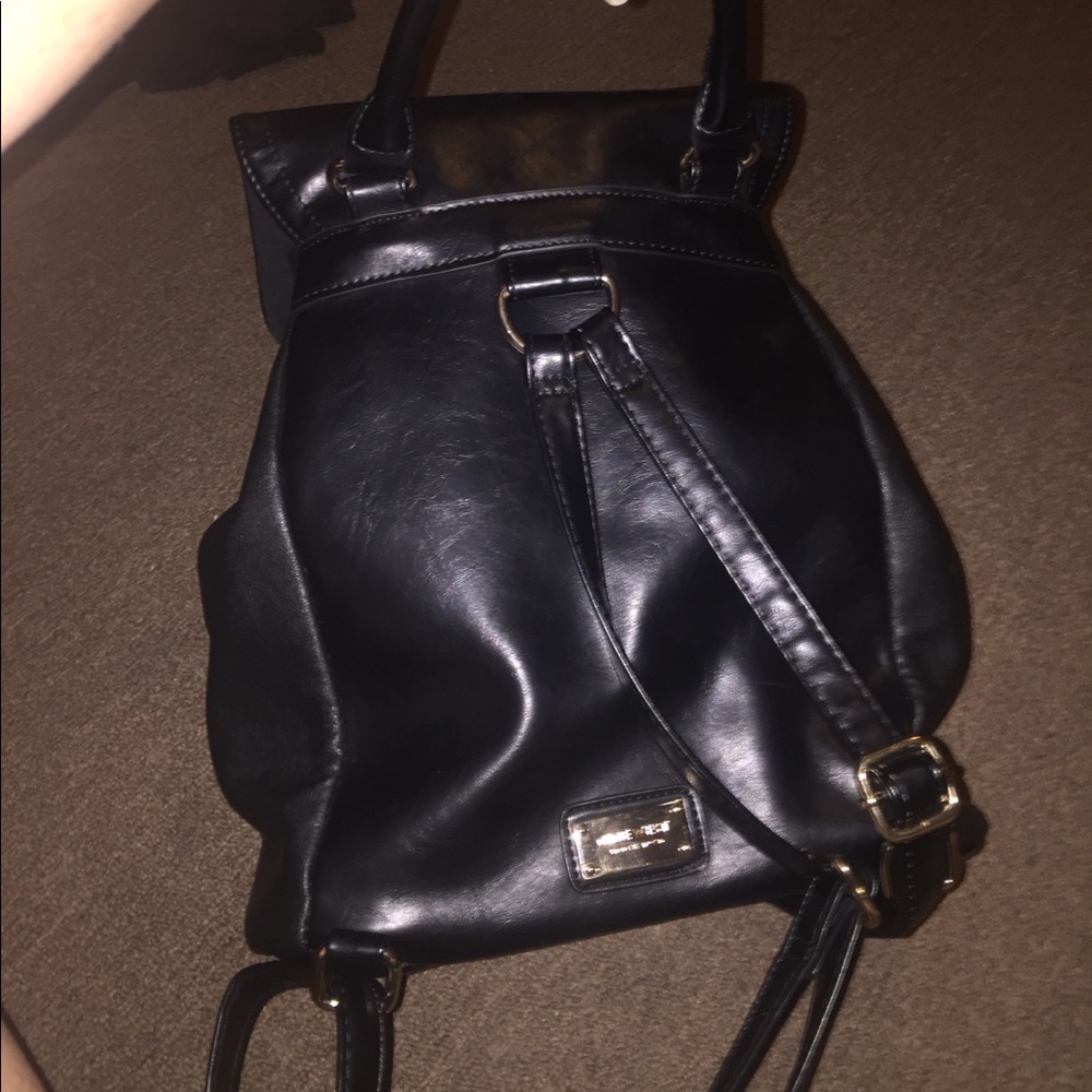 Nine West backpack - Picture 6 of 6