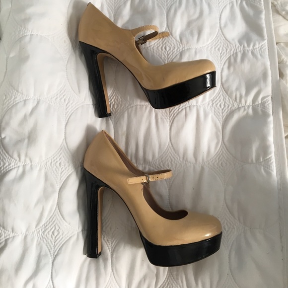 Vince Camuto Colorblock Mary Jane Heels! - Picture 1 of 4