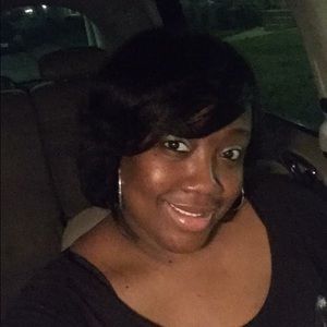 Meet your Posher, Monica