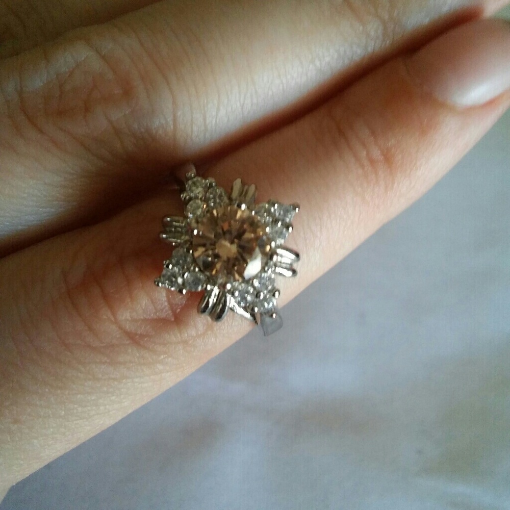 Peach Stone & Diamond Ring - Picture 2 of 3