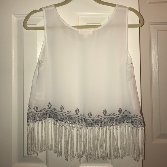 Tribal fringe top - Picture 2 of 2