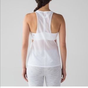 ✖️✖️✖️SOLD✖️✖️✖️Lululemon NWT Light N Breezy Tank
