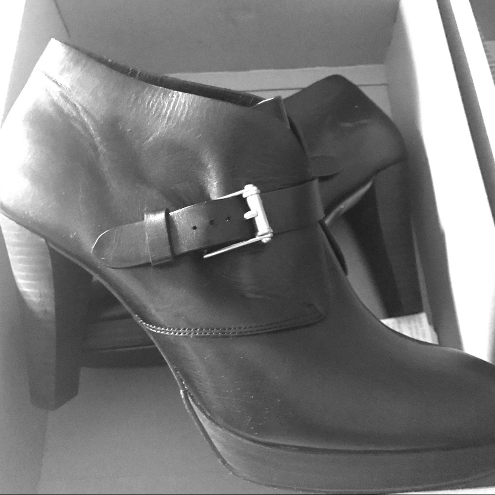 Cole Haan Leather Booties Boots