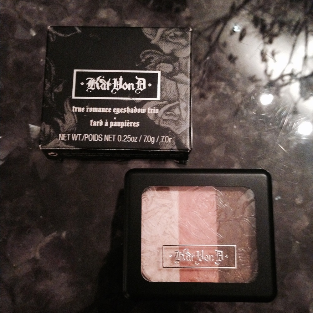 ✨Kat Von D Eyeshadow Trio✨