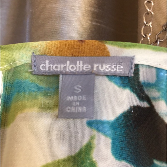 Look fantastic in this cool and breezy top. - Picture 4 of 6