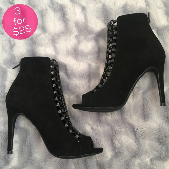 Wild Diva Shoes - Brand New Sexy Black Heels