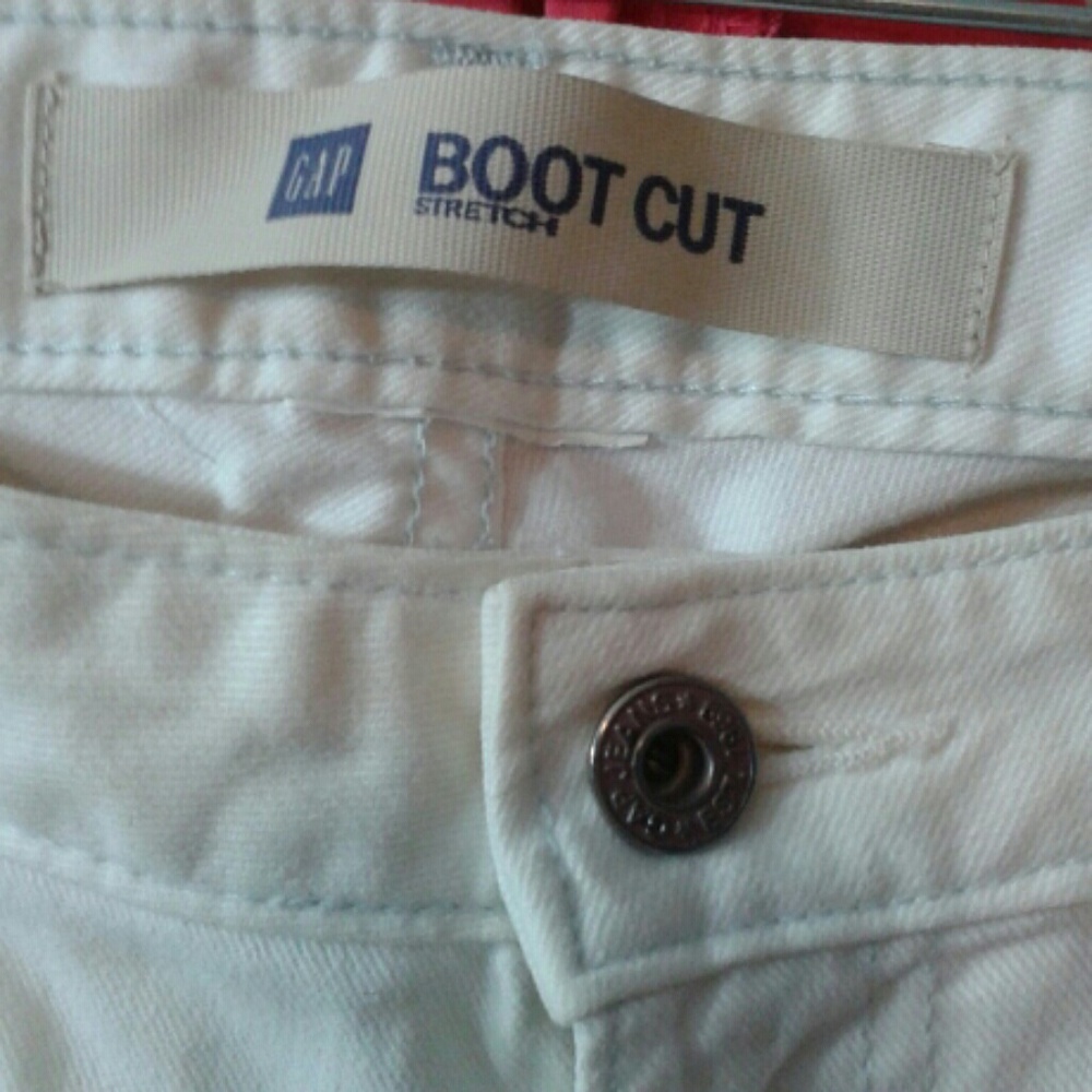 White Gap jeans 6 Short