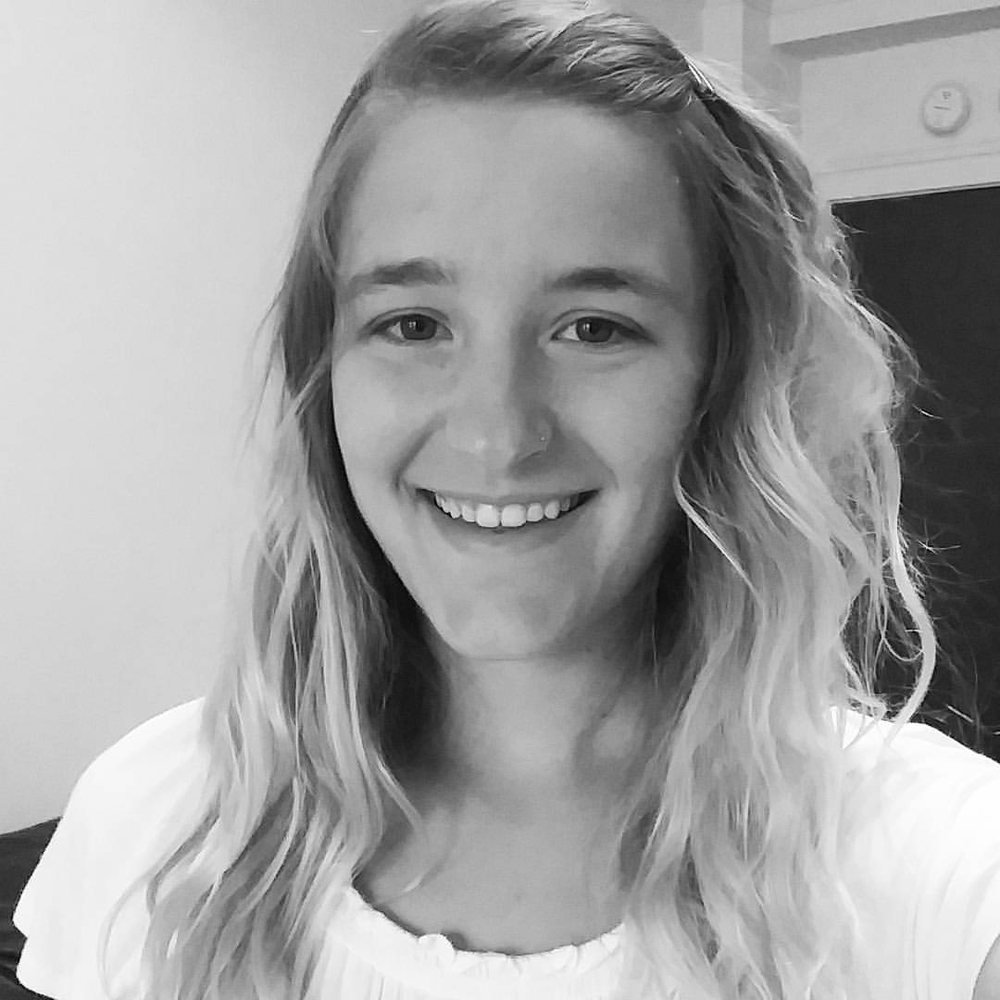 Meet your Posher, Karina