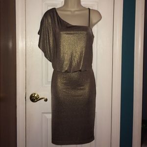 GOLD METALLIC ONE SHOULDER PARTY/EVENING DRESS