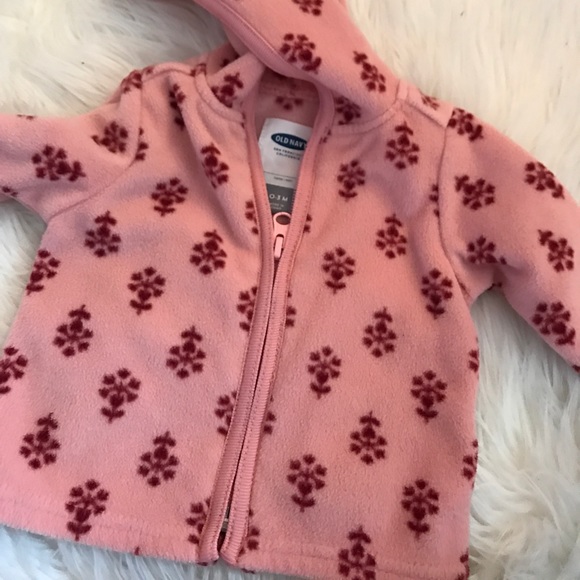 Old navy fleece zip up hoodie - Picture 4 of 4