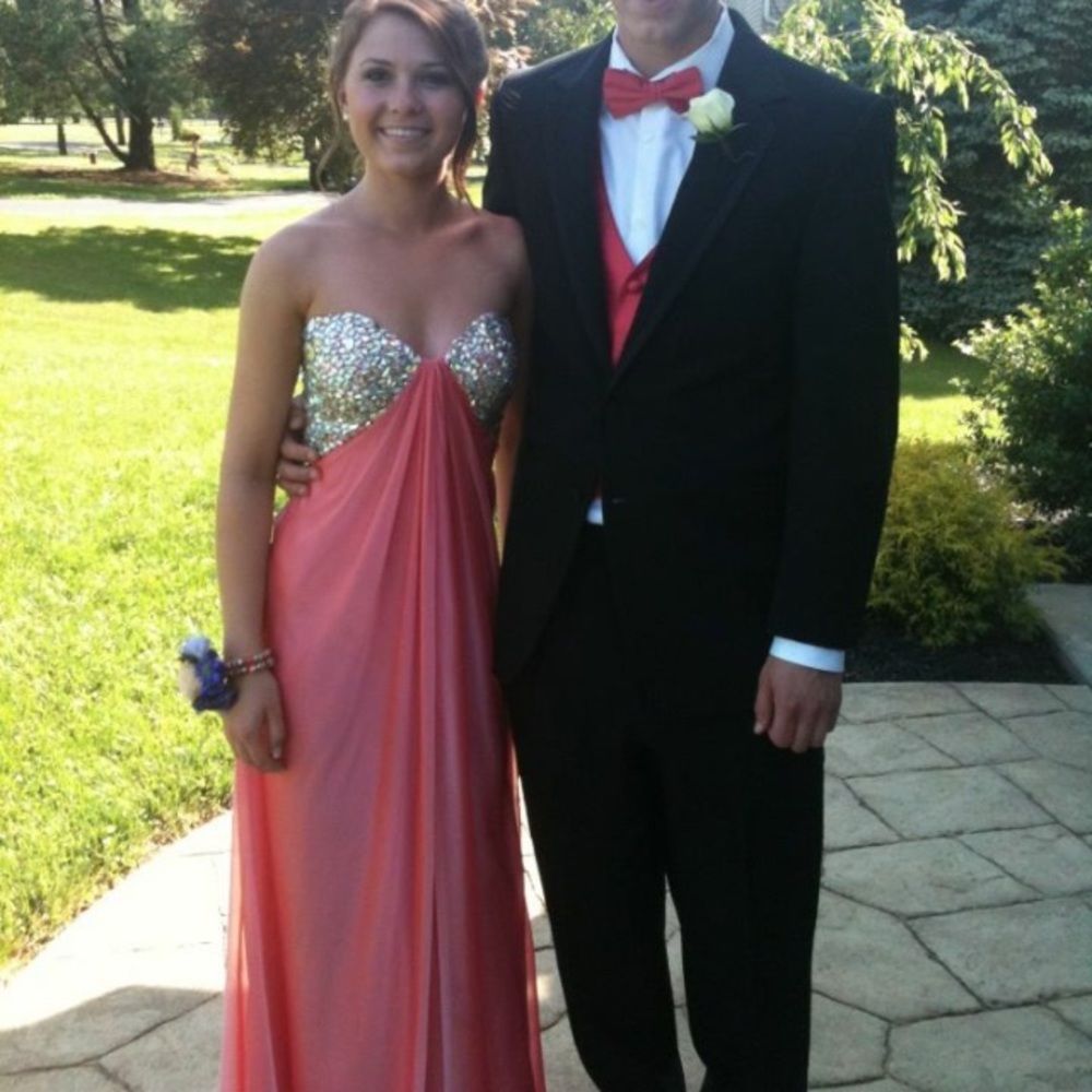 Prom dress - Picture 4 of 4