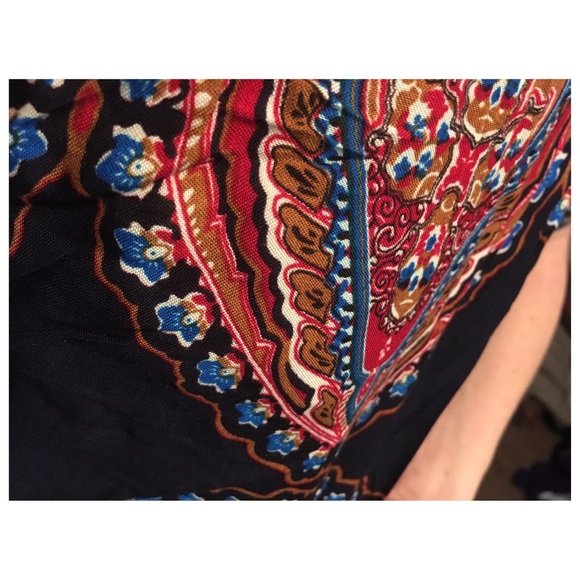 CLEAR OUT🌹 off the shoulder 2 piece set - Picture 6 of 6