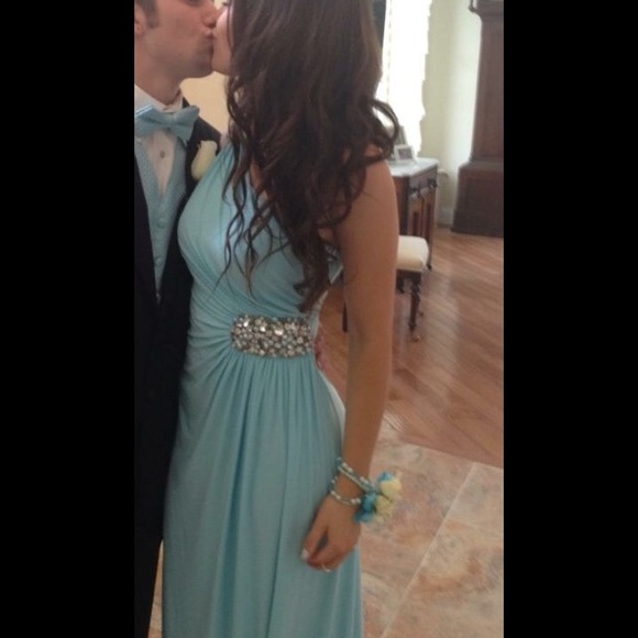 Prom dress - Picture 3 of 3