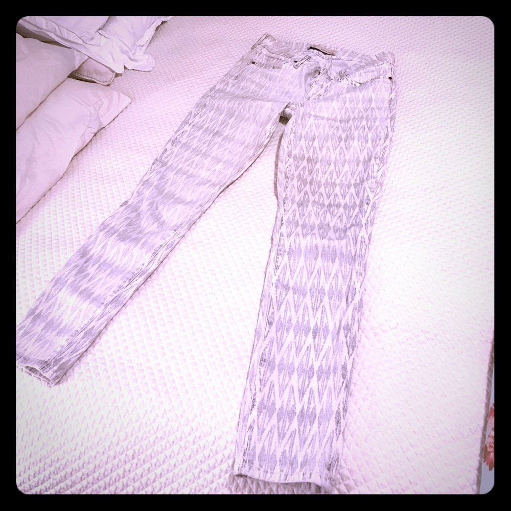 Skinny jeans