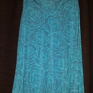 Lularoe Medium Azure *Roses