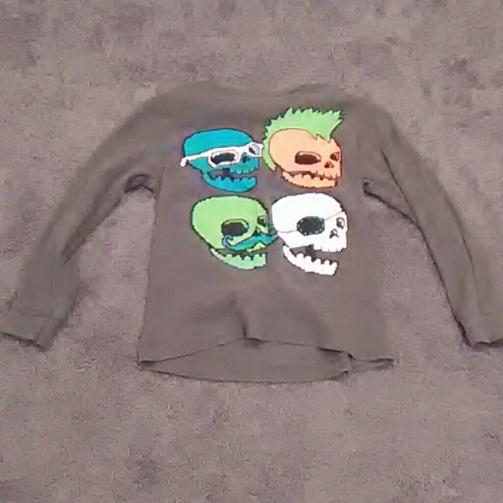 Grey Skull Shirt