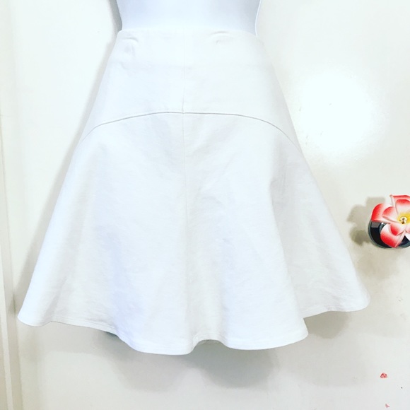 Banana Republic Dresses & Skirts - White Circle/Skater Skirt by Banana Republic