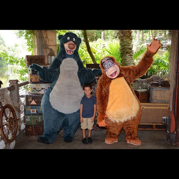 Meet Your Posher 👋🏼💕 - Picture 3 of 5