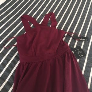 Lulu's Maxi Dress (Burgundy) NWT