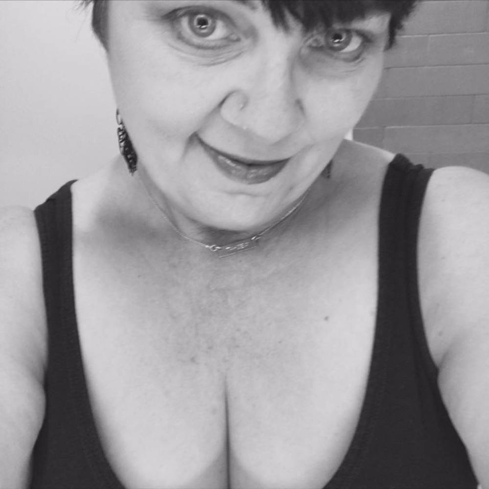 Meet your Posher, Toni