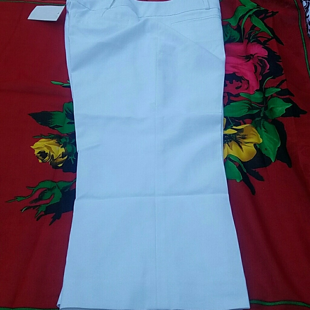 Halogen Capri