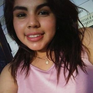 Meet your Posher, Clarissa