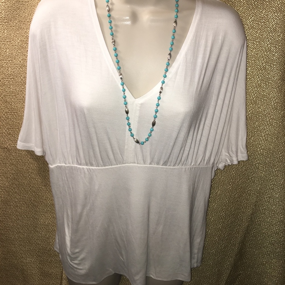 A.n.a. Vneck casual Tshirt