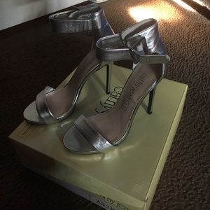 Women silver heels