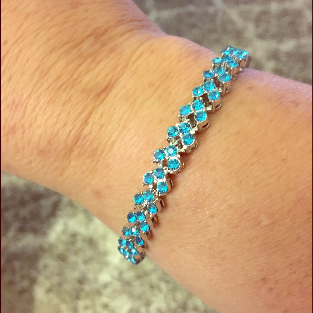 18KT White Gold Ice Blue CZ Tennis Bracelet