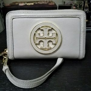 Tory Burch Smartphone Wristlet Wallet