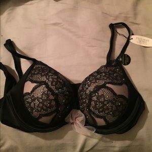 Victoria's Secret bombshell