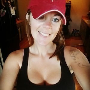 Meet your Posher, Jennie-mark