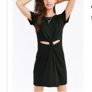 Honey Punch Knot Front T-Shirt Dress Black size M