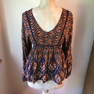 Boho top with wide sleeves. From Francesca's.