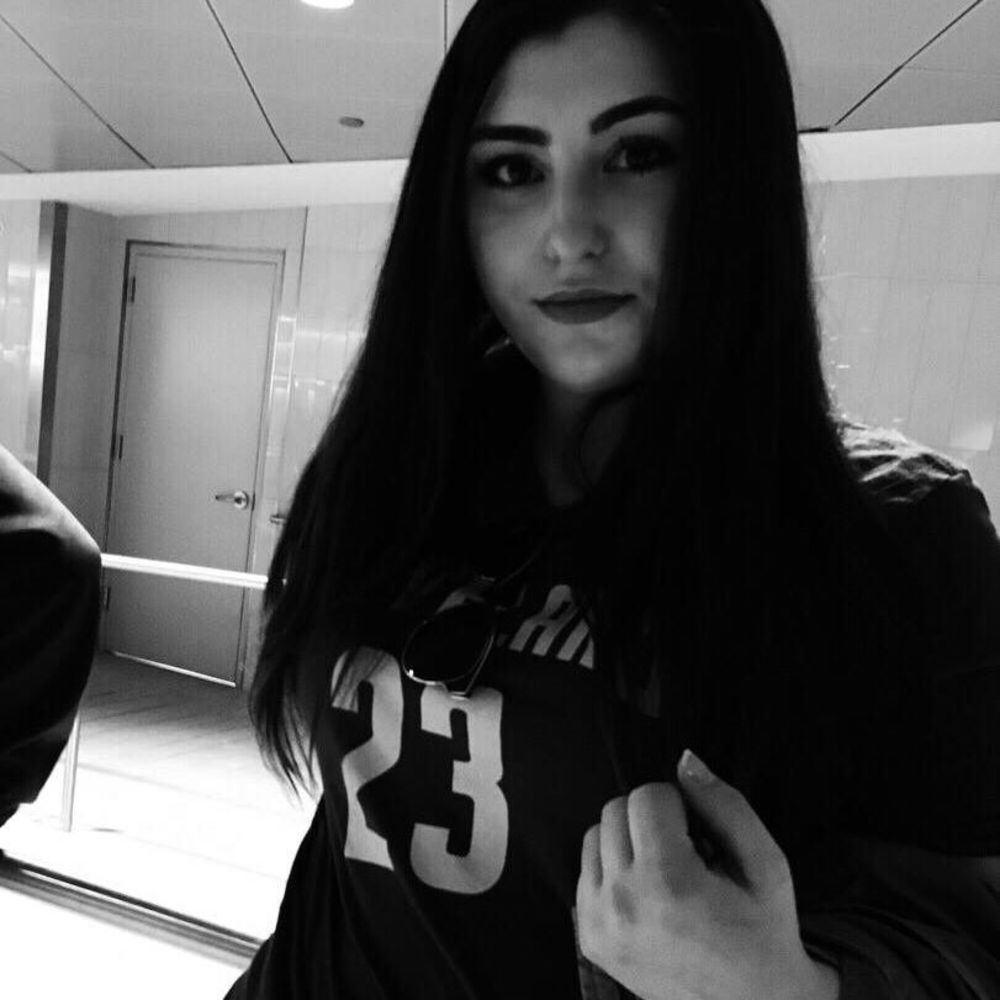 Meet your Posher, Melle