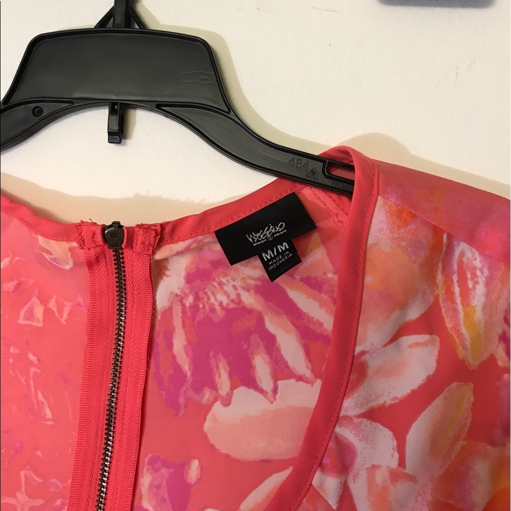 Cute coral summer dress - Picture 2 of 5