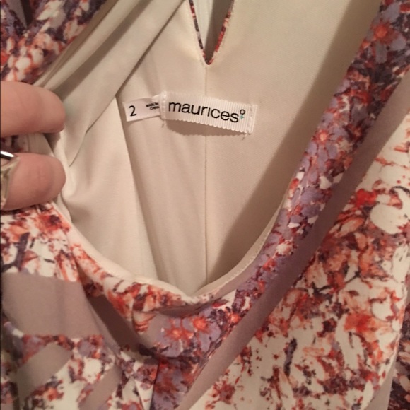 Dress - Picture 3 of 3