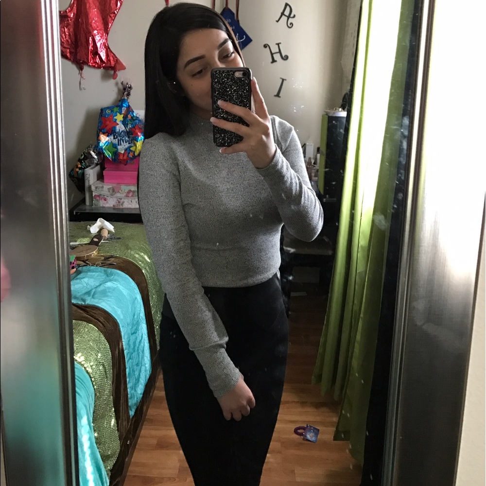 Meet your Posher, Anahi