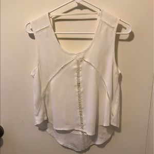 Rumor Boutique (LF) white crop top tank XS