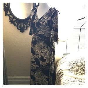 Long black & cream dress