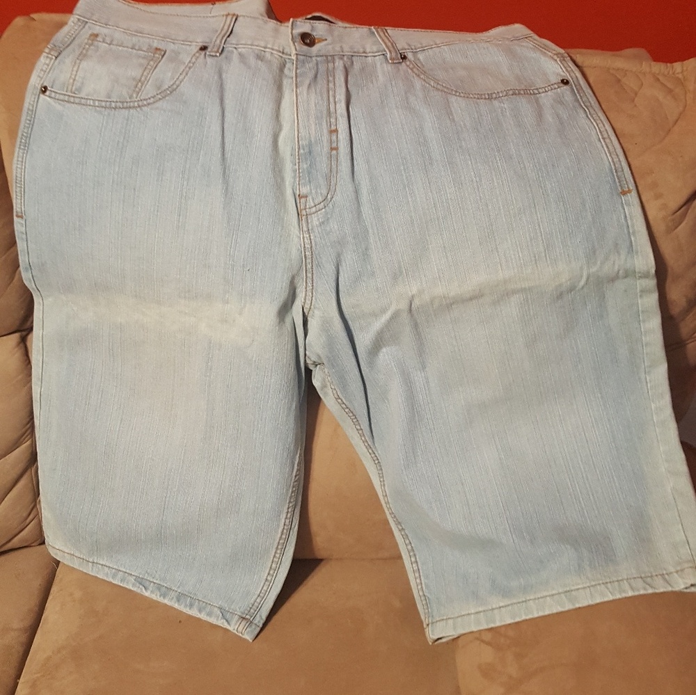 Brand new Rocawear Shorts Sz 42