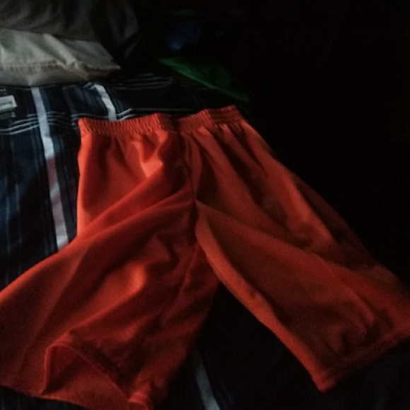 Shorts - Picture 2 of 3