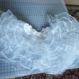 Leg Avenue knee length white adult petticoat