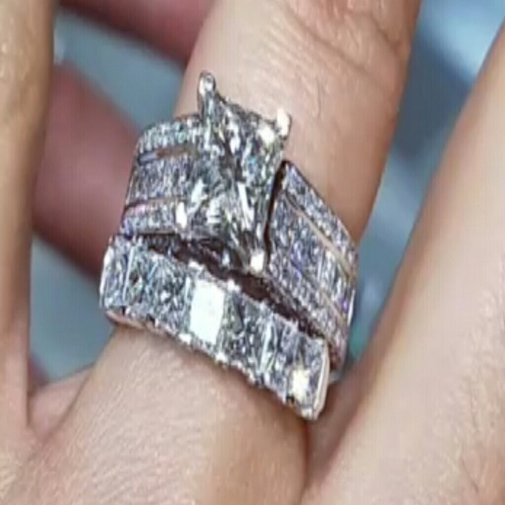 Princess cut diamond ring - Picture 2 of 4